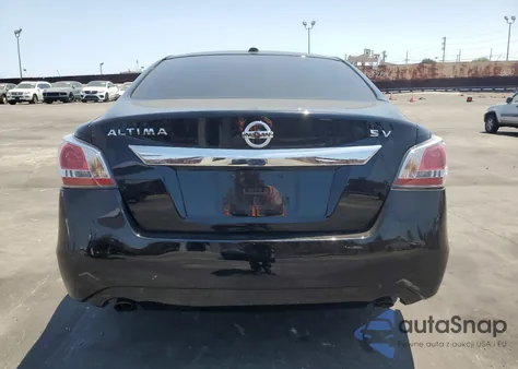 2015 Nissan Altima 2.5 из США, поврежденный, VIN 1N4AL3AP8FC415248
